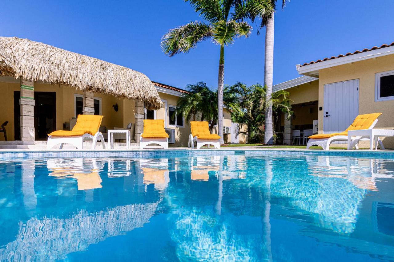 Ruby 15 Villa Palm Beach Dış mekan fotoğraf