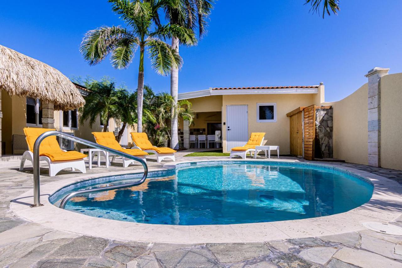 Ruby 15 Villa Palm Beach Dış mekan fotoğraf