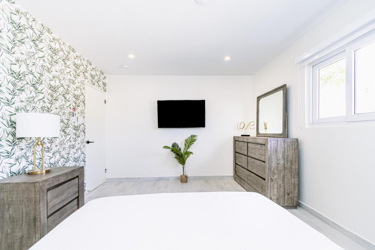 Ruby 15 Villa Palm Beach Dış mekan fotoğraf
