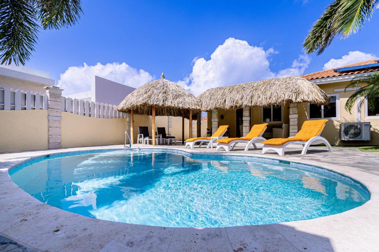 Ruby 15 Villa Palm Beach Dış mekan fotoğraf